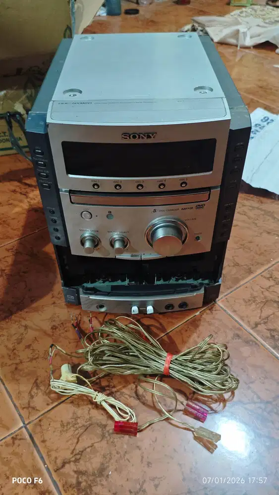 Head compo sony 2.1 channel