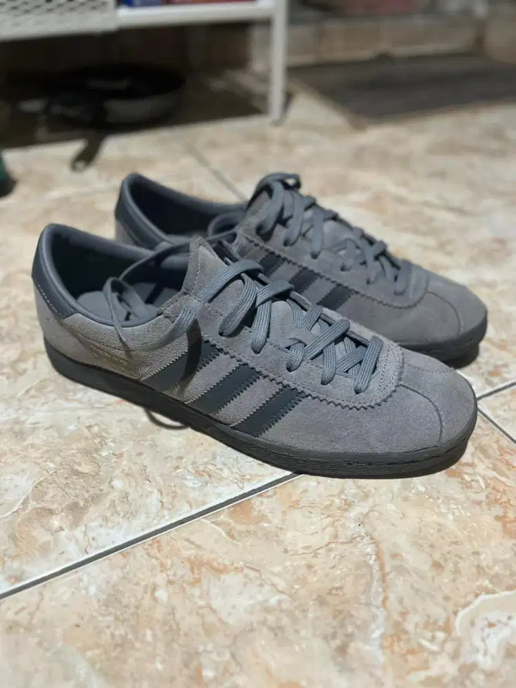 Adidas Stadt Size 44.5