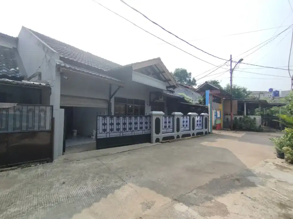 Rumah sebelah SDN Cililitan 03 pagi