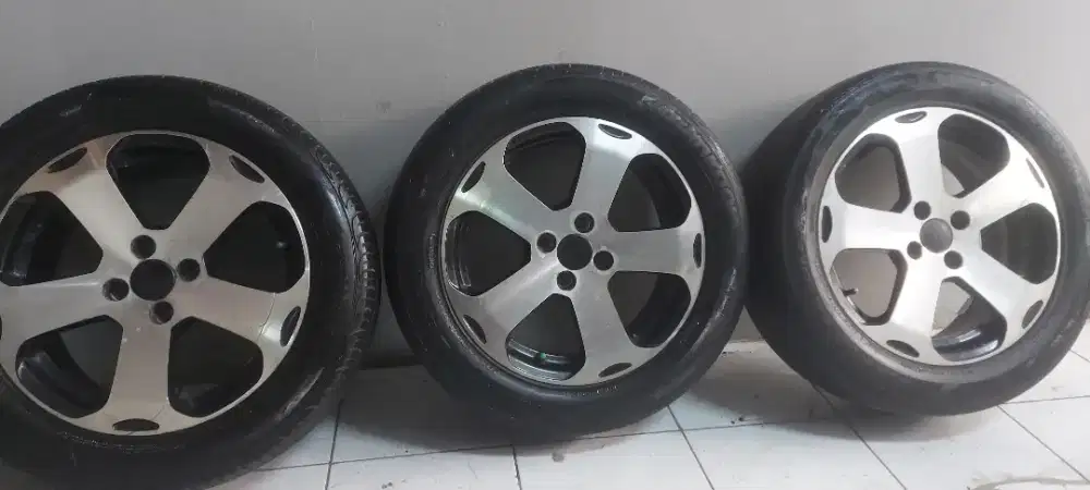 Jual cepat velg ban original kia Rio R16 Ban masih tebal 205/55