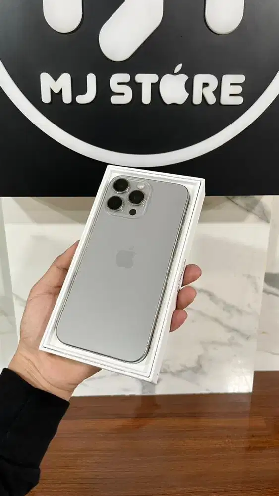 iPhone 16 Promax 256 gb iBox bh 100% garansi aktif sampai Juli 2026