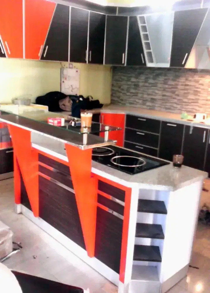 Kitchen set permeter