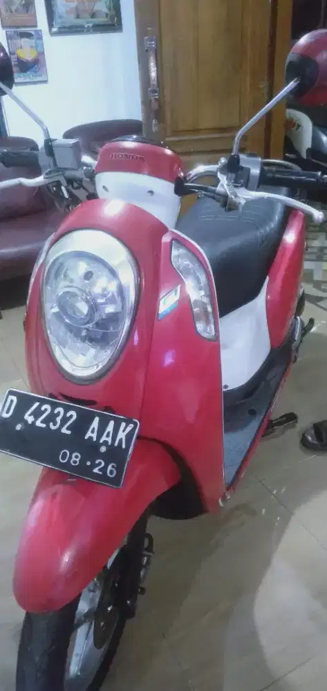 Honda Scoopy 2016