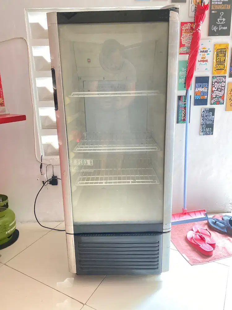 JUAL CEPAT SHOWCASE POLYTRON DINGIN NORMAL