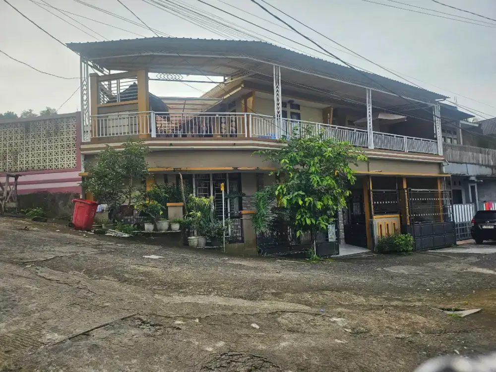 Dijual tanah dan bangunan