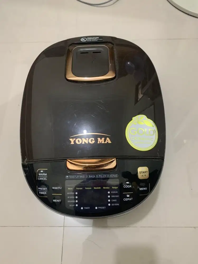 MAGIC COM / RICE COOKER YONG MA SMC7047