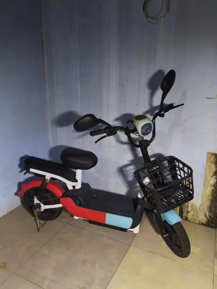 Sepeda listrik masih mulus