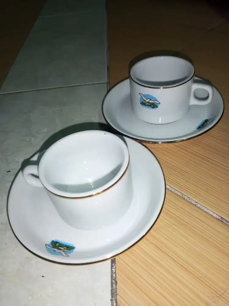 Cangkir set sango isi 6cangkir dan piring tatak 6set 125rb net