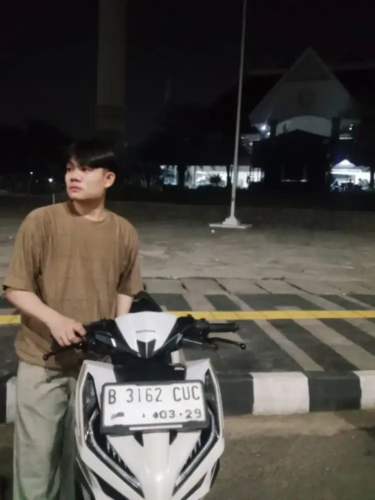 Saya cari pekerjaan art pria atau kerja restoran