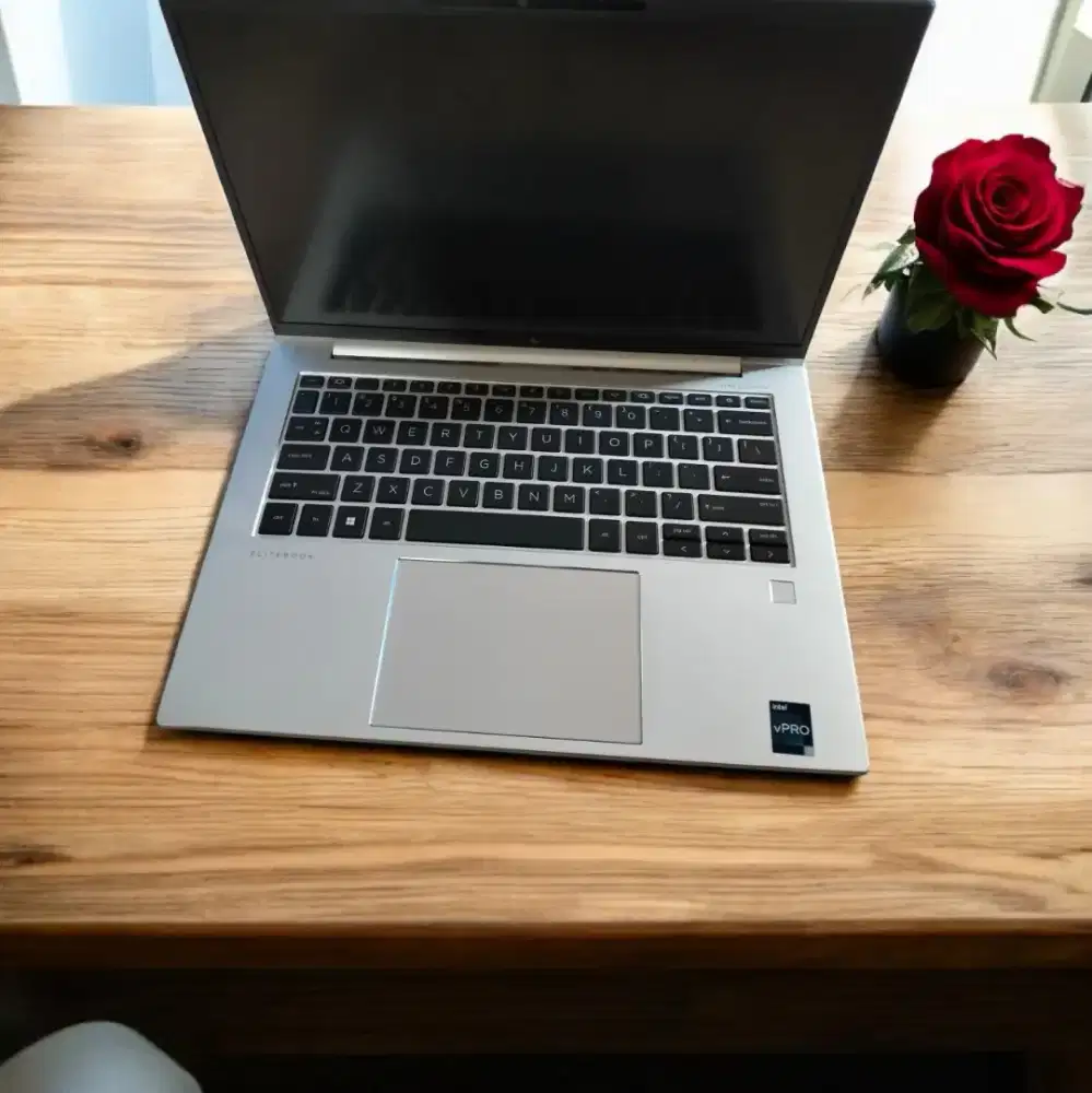 Hp Elitebook 840 G10 Intel core i5 GEN13/RAM 16 SSD 256/garansi 2027