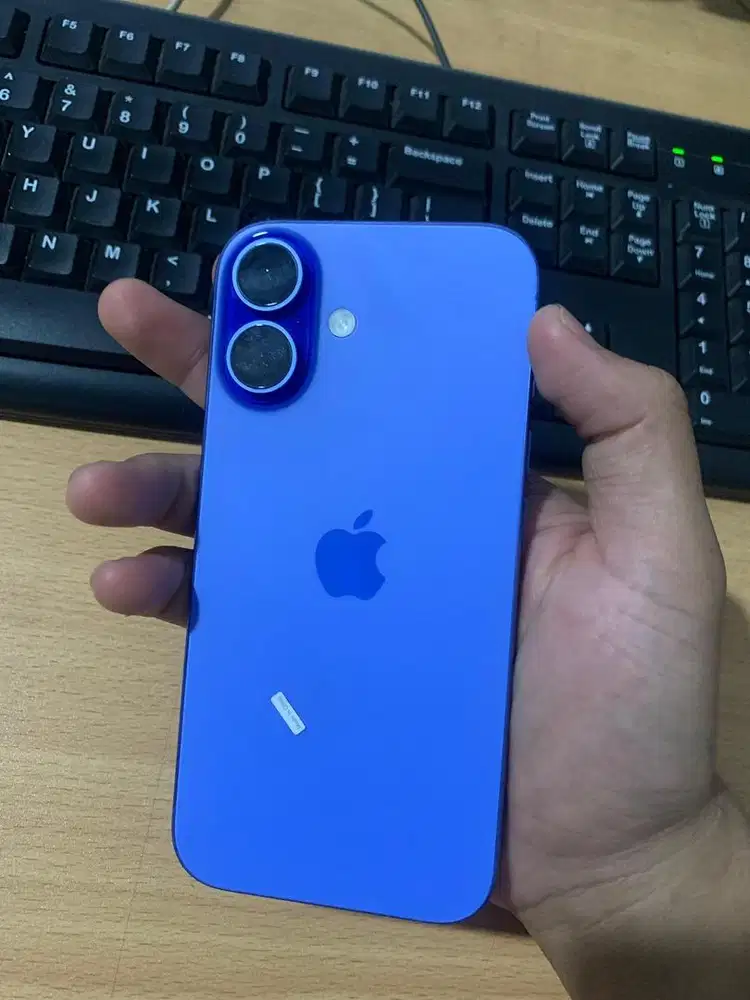 Iphone 16 128 Biru
