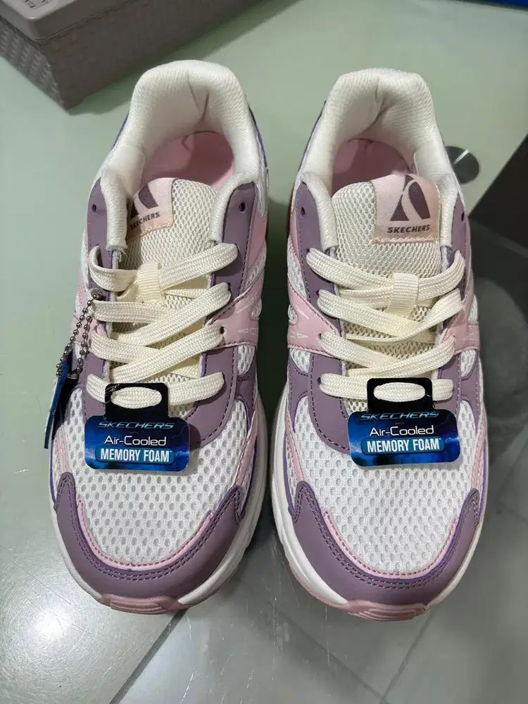 Skechers Air-Cooler memory foam sepatu wanita