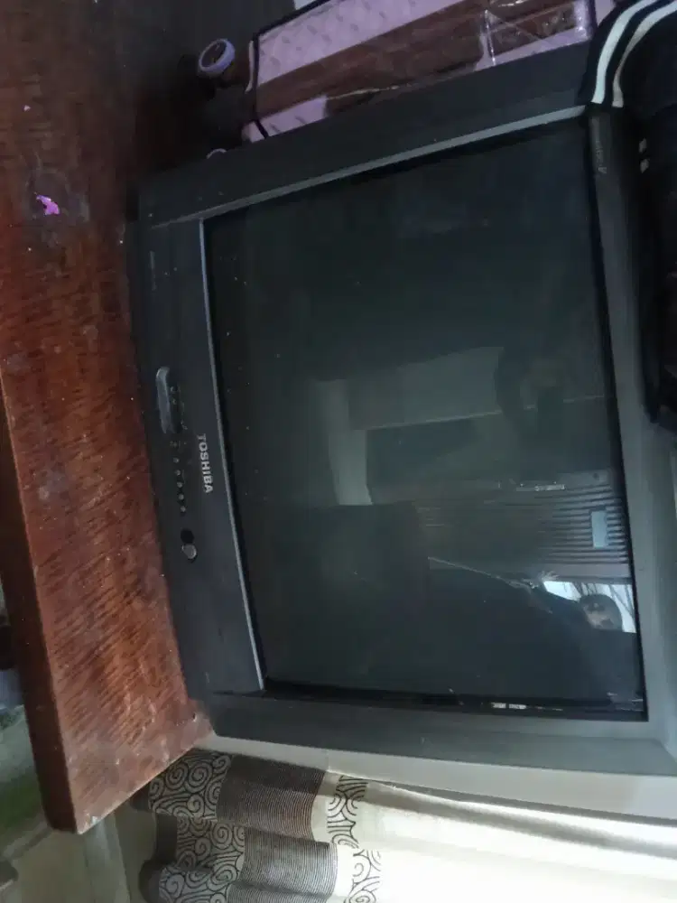 Tv vintage 32 inc TOSHIBA