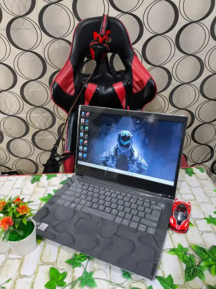 Laptop Berkelas Lenovo Ideapad V14 ACE SUPERSLIM [RAM 8GB/SSD 256GB]