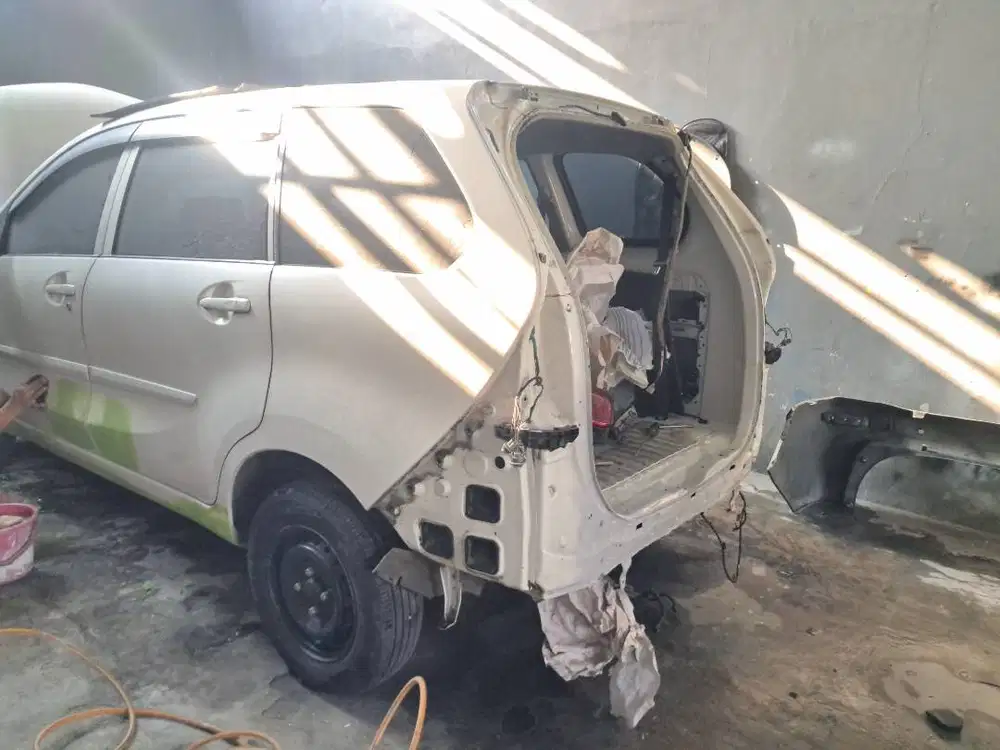 kerja di bengkel mobil