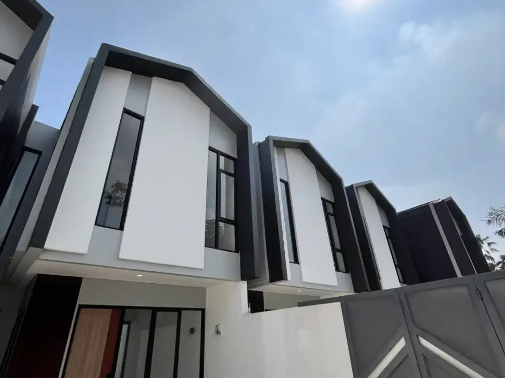 Rumah Siap Huni SHM 2 Lantai Dekat Jaksel! Bonus 40Jt + AC 3 Unit