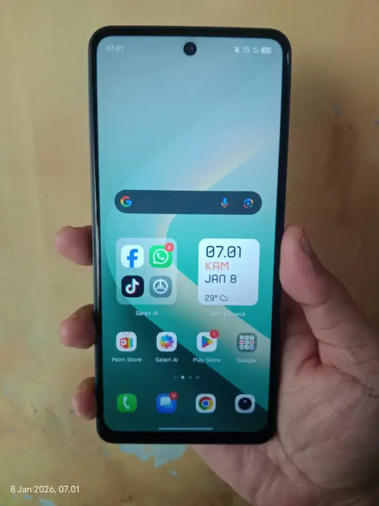 Techno pova 7 4G ram 8/256 gb nfc mulus batre 7000 mah game libas enak