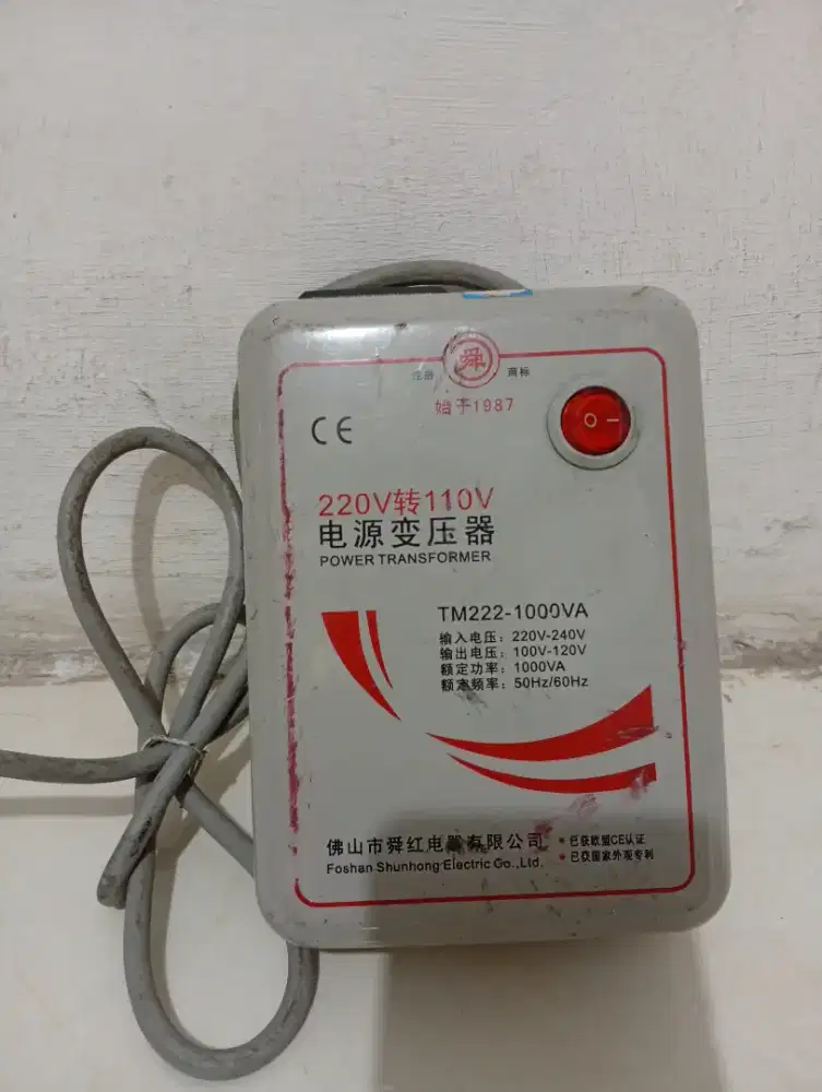 Trafo Step Down AC 220V to 110V 2000Watt  TM888-2000VA High Quality
