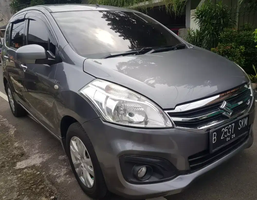 Ertiga GL AT 2016 abu abu metalic