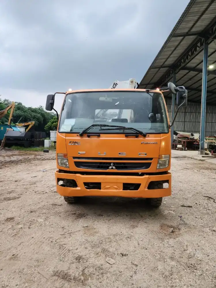 Dijual Fuso Truck Crane THN 2021
