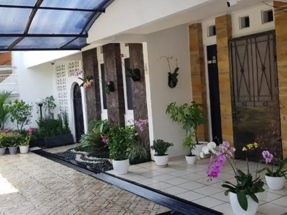 Dijual Rumah di Margahayu, Bagus Nyaman Sudah Renovasi Area Komplek