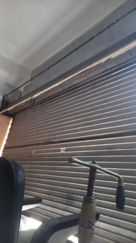 Tukang spesialis rolling door folding gate