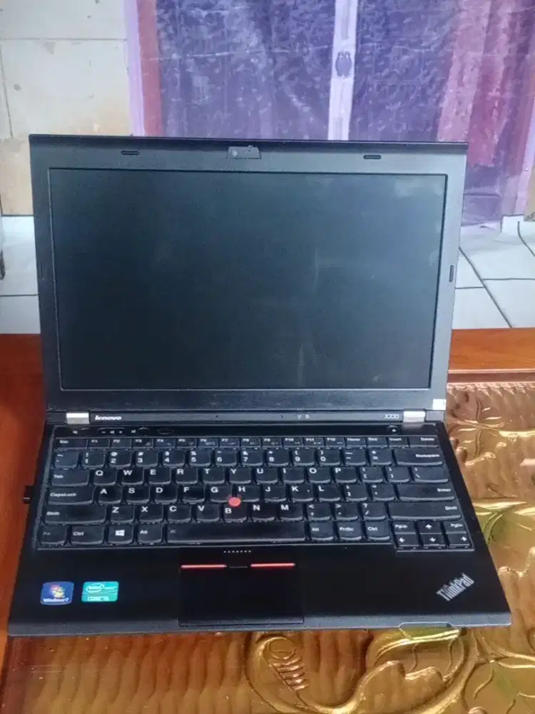 Lenovo ram 10gb ssd 256gb core i5