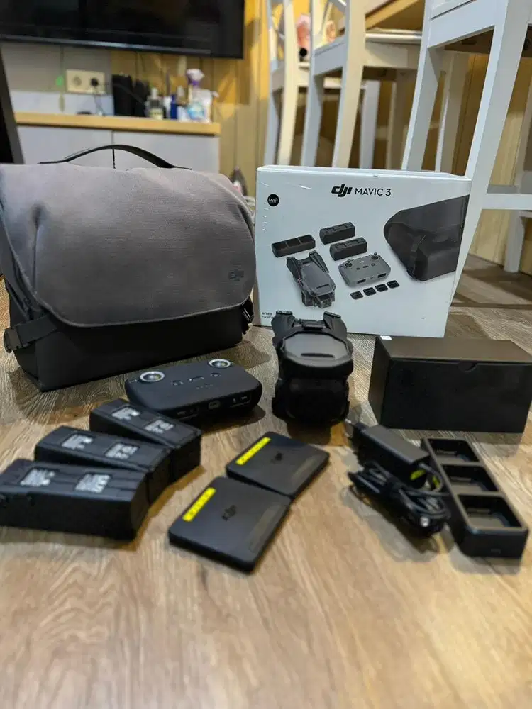 Dijual DJI Mavic 3 Fly More Combo Like New
