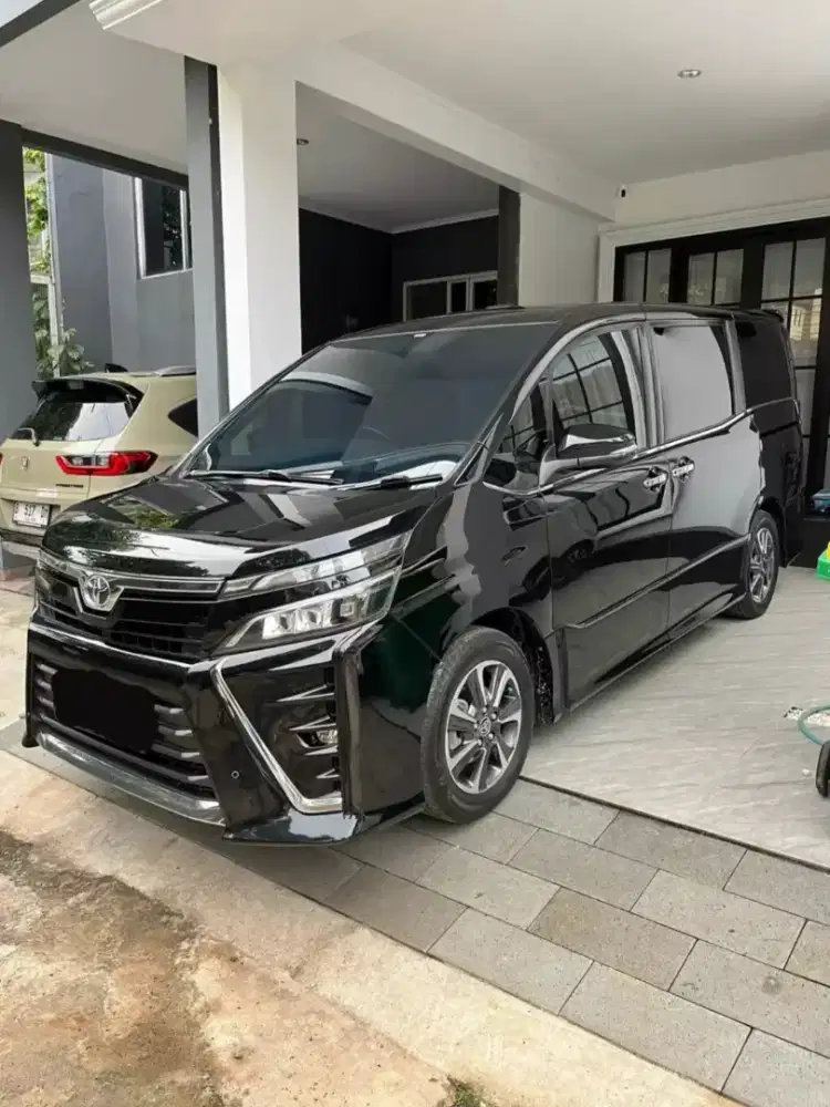 Toyota Voxy 2019 Bensin