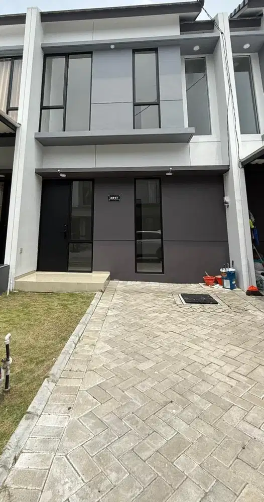 Rumah dikontrakkan park sunrise wonorejo