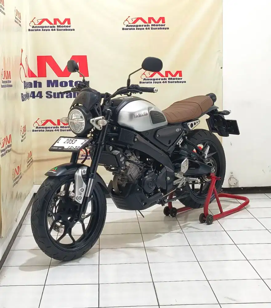 Unit simpanan Km 2 Ribu Yamaha Xsr 155 Tahun 2020 warna Silver
