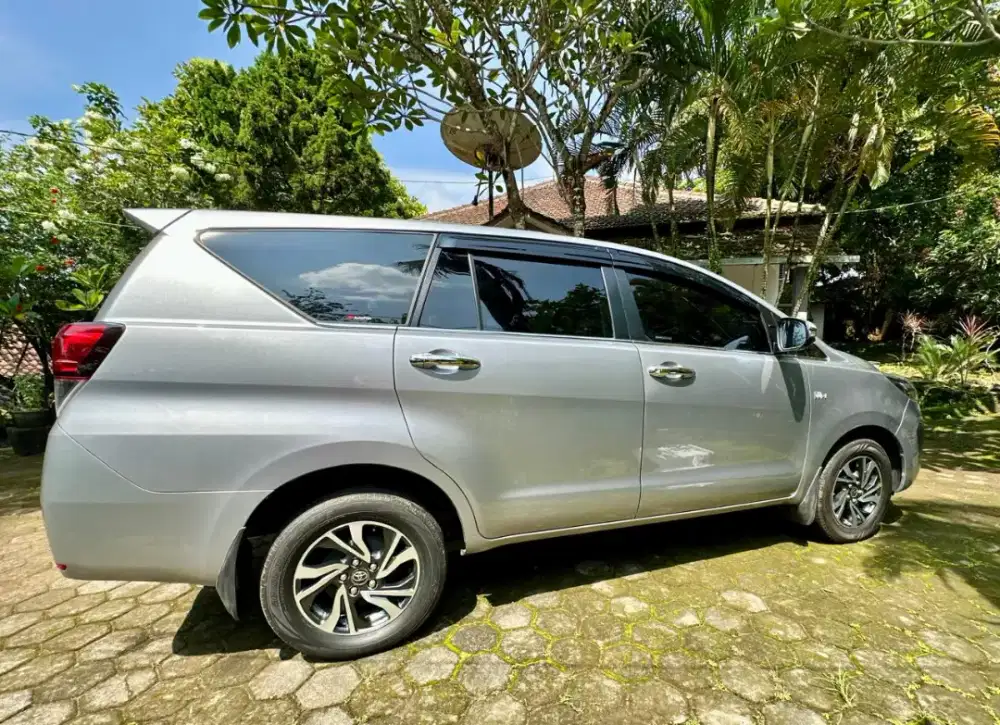 Toyota kijang Innova 2.0 V M/T 2021