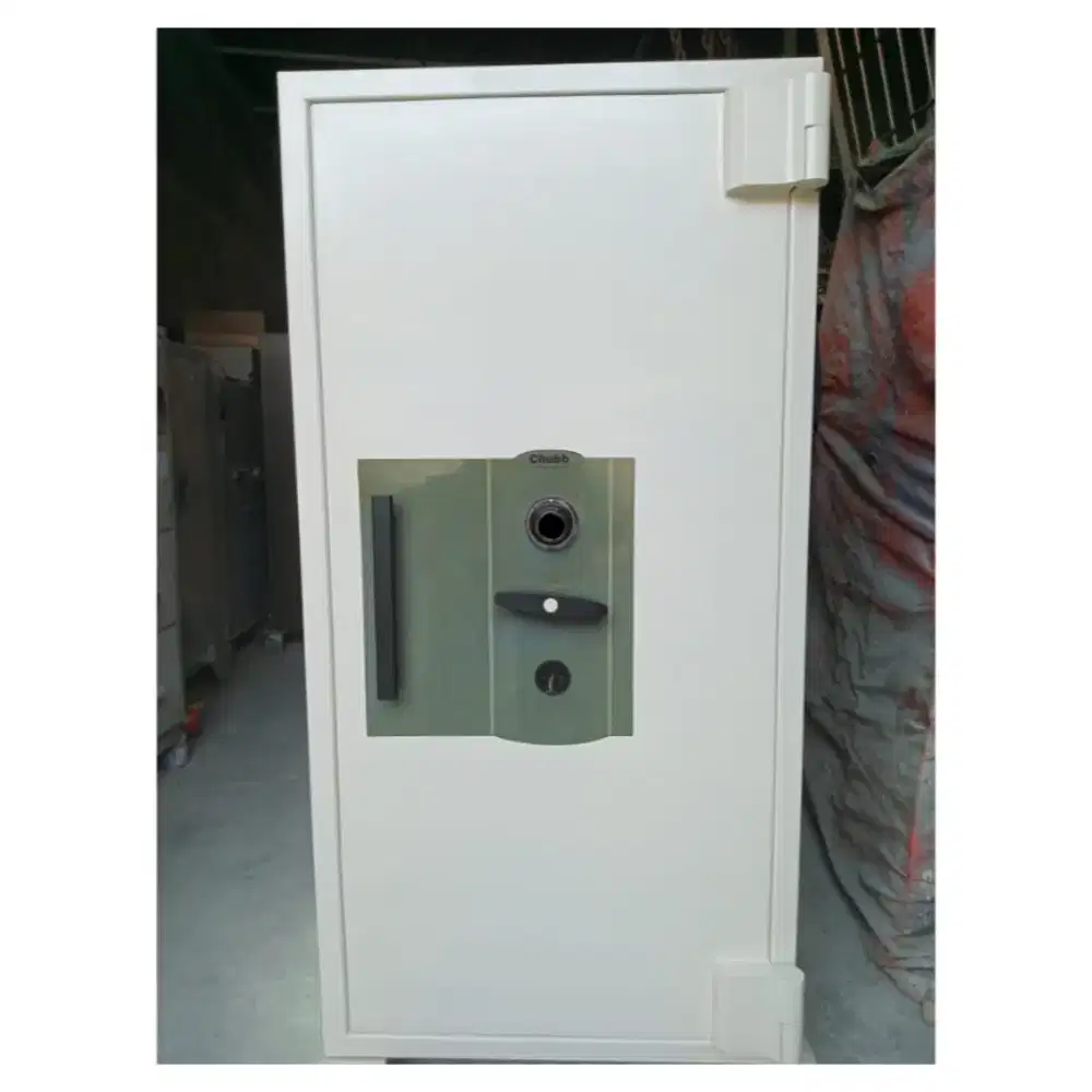 Brankas Chubb Guardian T 180 cm Brangkas Chubb Bekas Tahan Api