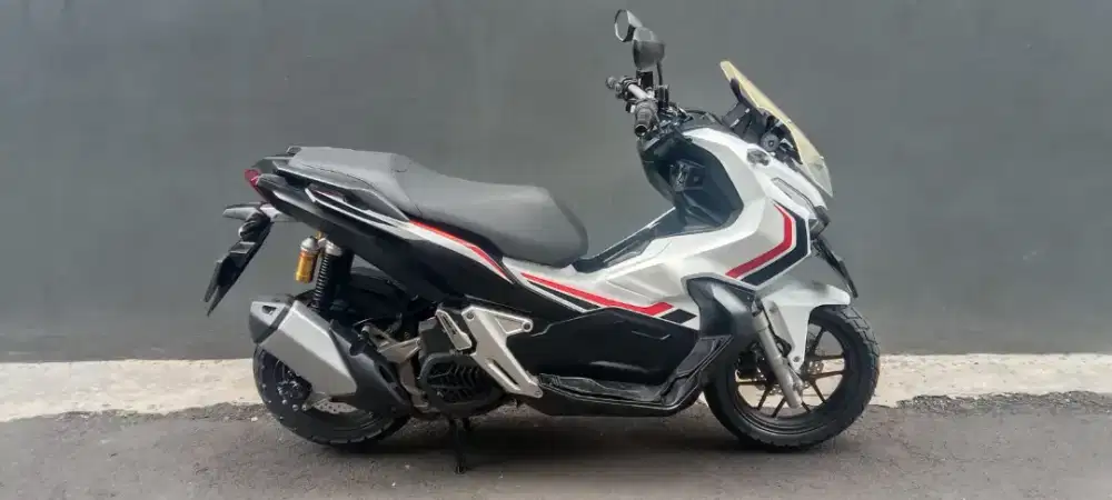 JUAL CEPAT.. HONDA ADV 150 CBS Tahun 2021, SUPER MULUSSS.. FULL ORI..