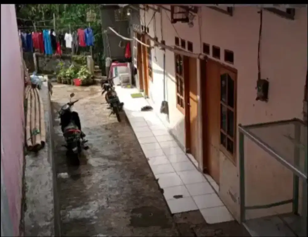 Dijual kontrakan,teras ruang tamu,kamar tidur,kamar mandi,dapur