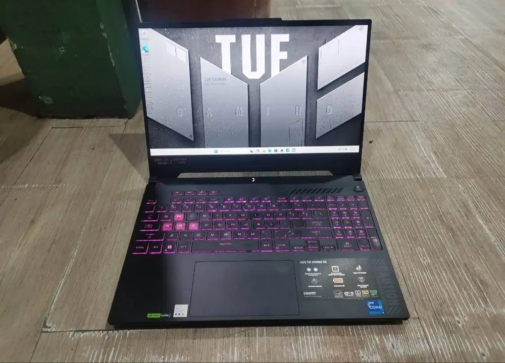 Asus tuf gaming RTX 4060 8gb i7 12700h RGB