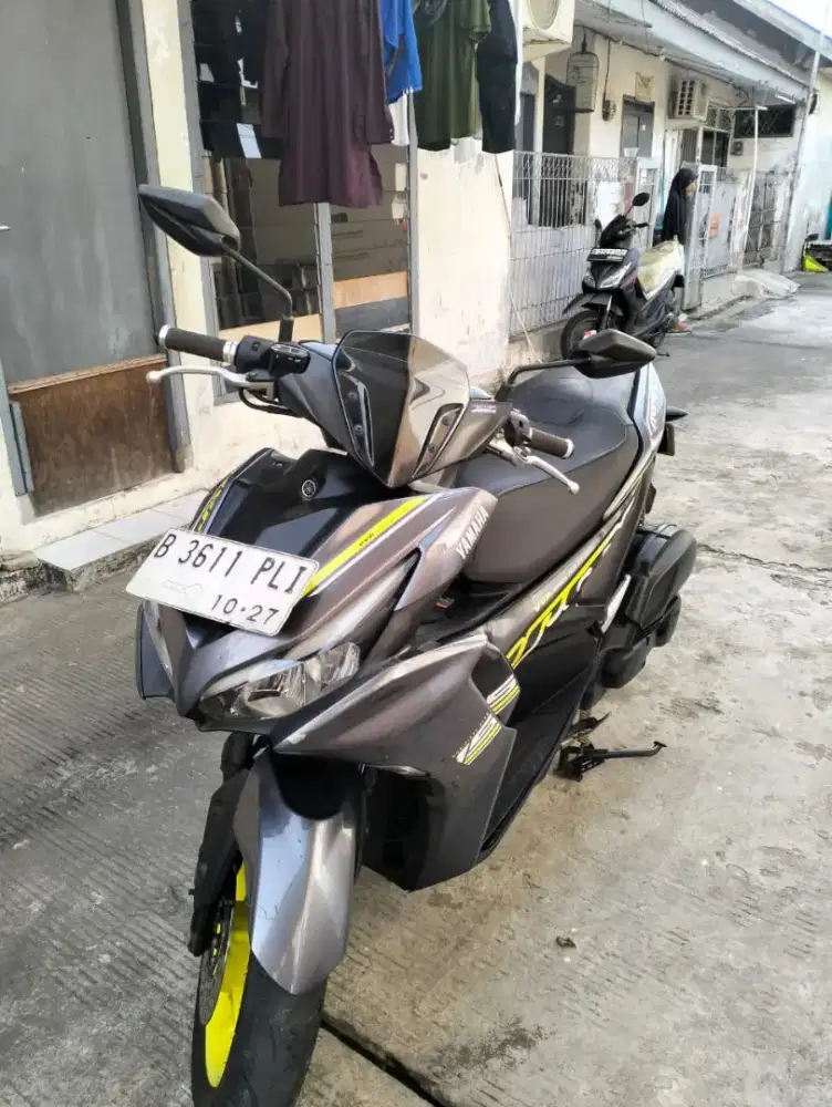 YAMAHA AEROX TH 2022 MULUS SIAP PAKE  PAJAK HIDUP PNAJNAG