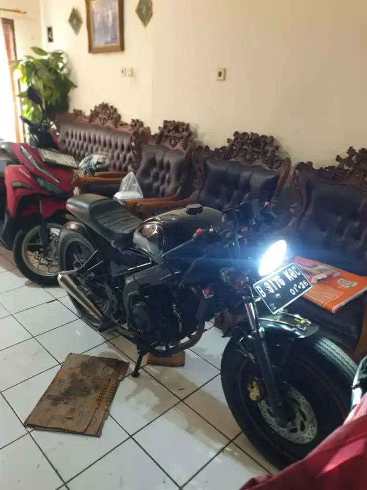 BRATCAFE Yamaha vixion
