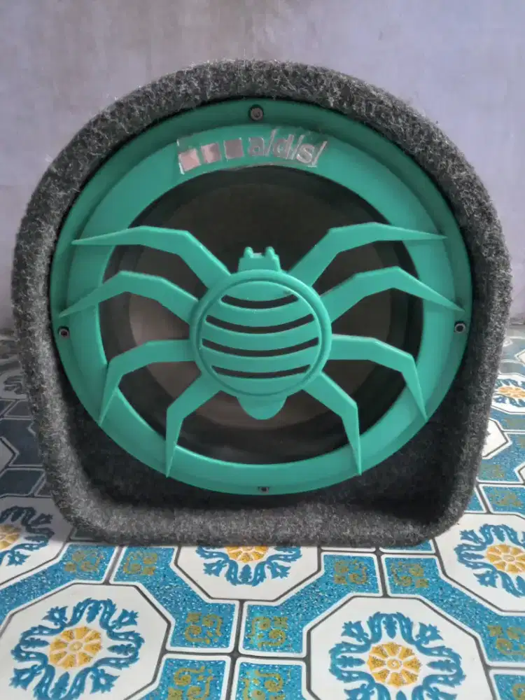 Jl basstube 10 inch ads