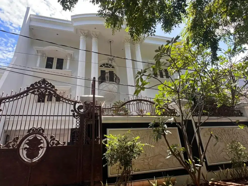 Dijual Rumah Mewah Full Furnished Metro Sunter Jakarta Utara