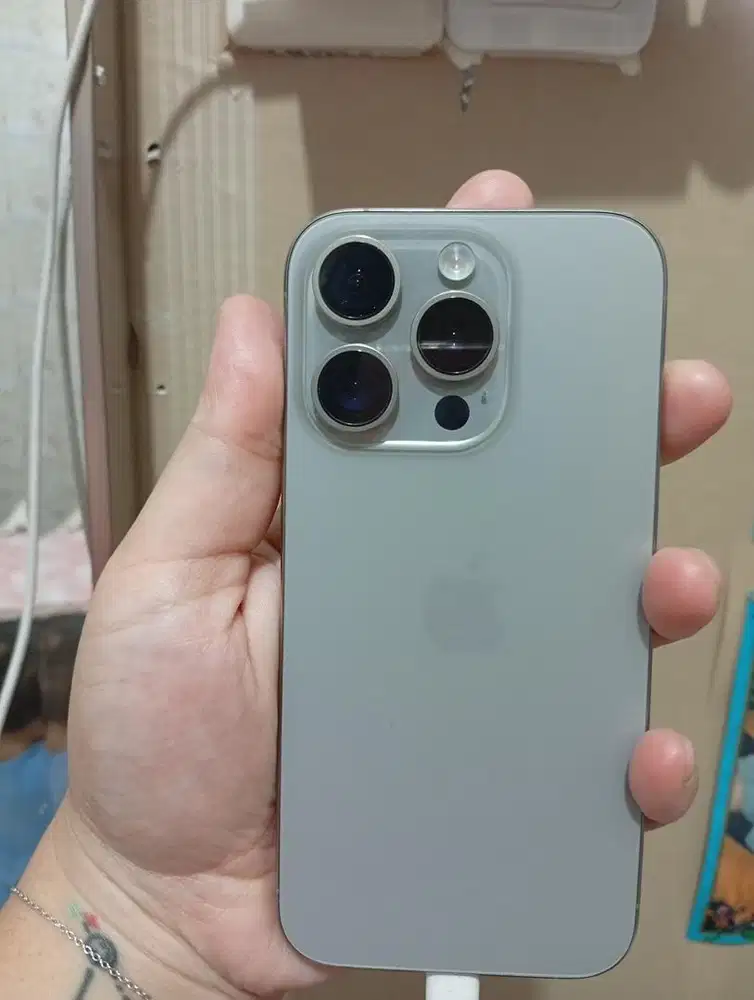 DIJUAL IPHONE 15 PRO NATURAL TITANIUM 128Gb IBOX