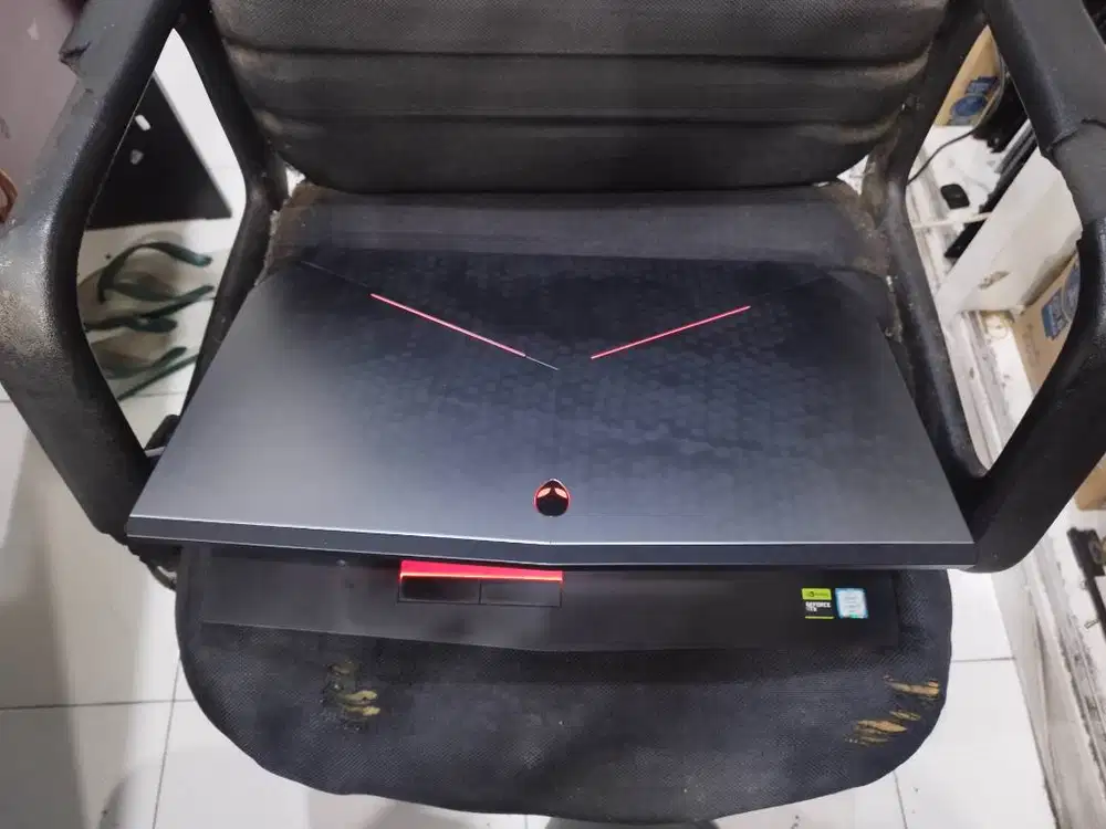 Dell alienware 17 R3 core i7 ram16gb RGB nvidia gtx 980m 4gb