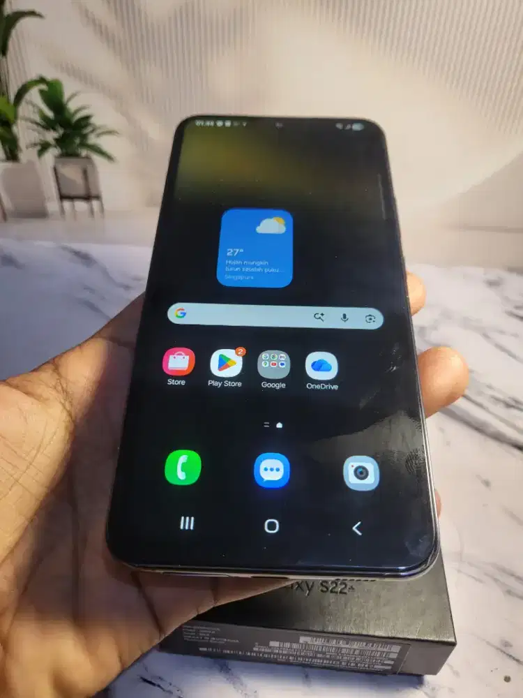 Jual cepat samsung s22+ 5G 8/256 fullset
