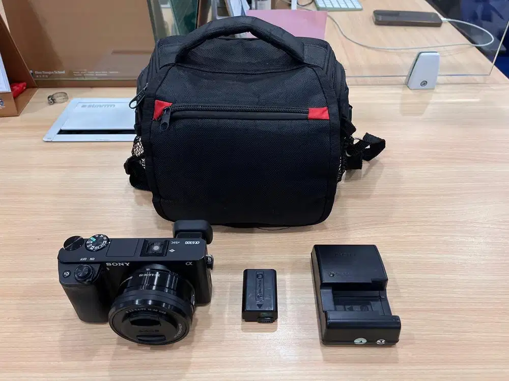 JUAL CEPAT Kamera SONY A6300 Mirrorless Second