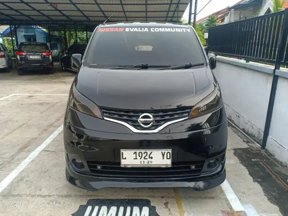 Nissan Evalia SV Manual 2013