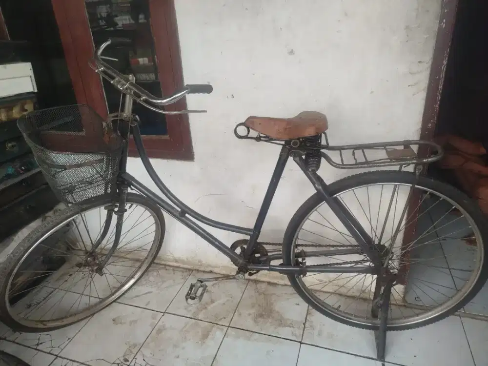 Sepeda Ontel antik masih original mulus, harga 1,2juta siap antar uk28