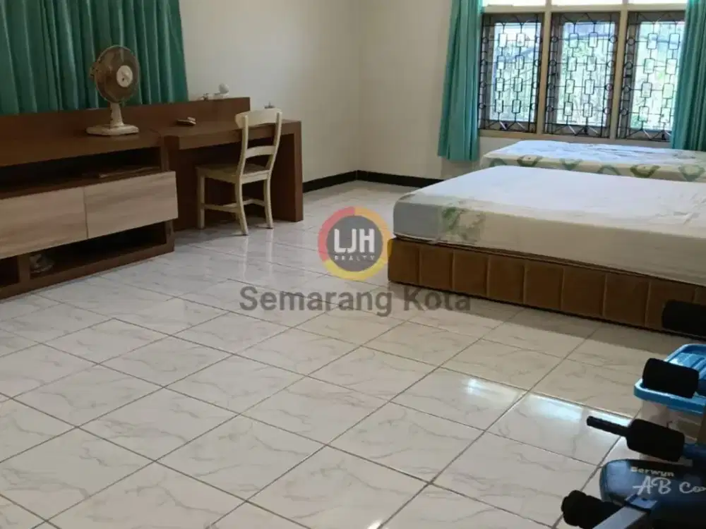 Rumah Strategis di Citarum Utara