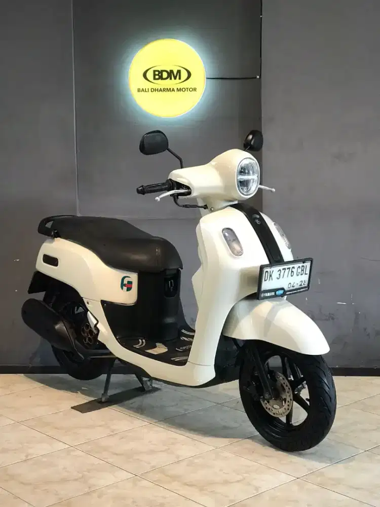 DP 500K / BUNGA MENURUN 2% / YAMAHA LEXI 125 TAHUN 2023