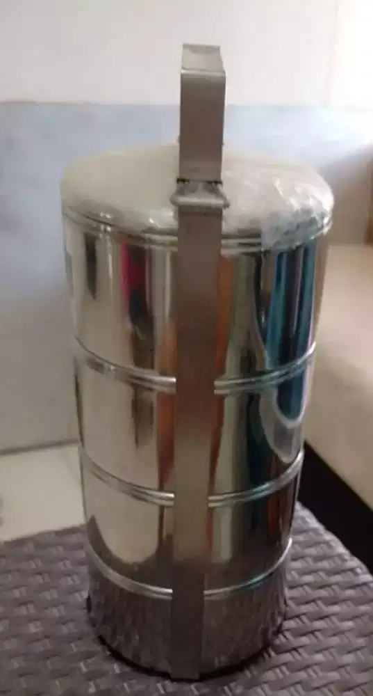 rantang stenless 4 susun bagus