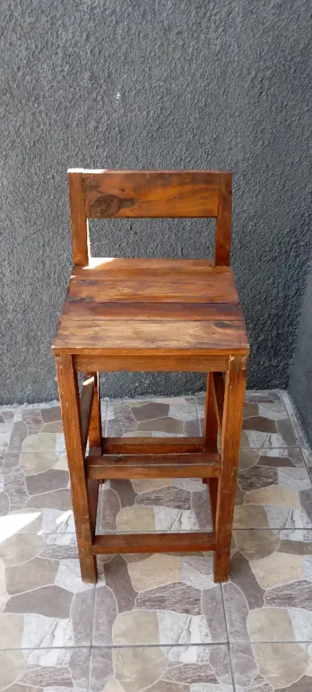 Dijual bangku tinggi 70 cm cocok utk cafe, resto, bar